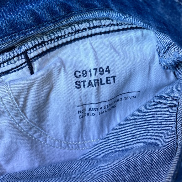 •Closed Skinny Crop Starlet Jeans - Picture 8 of 10